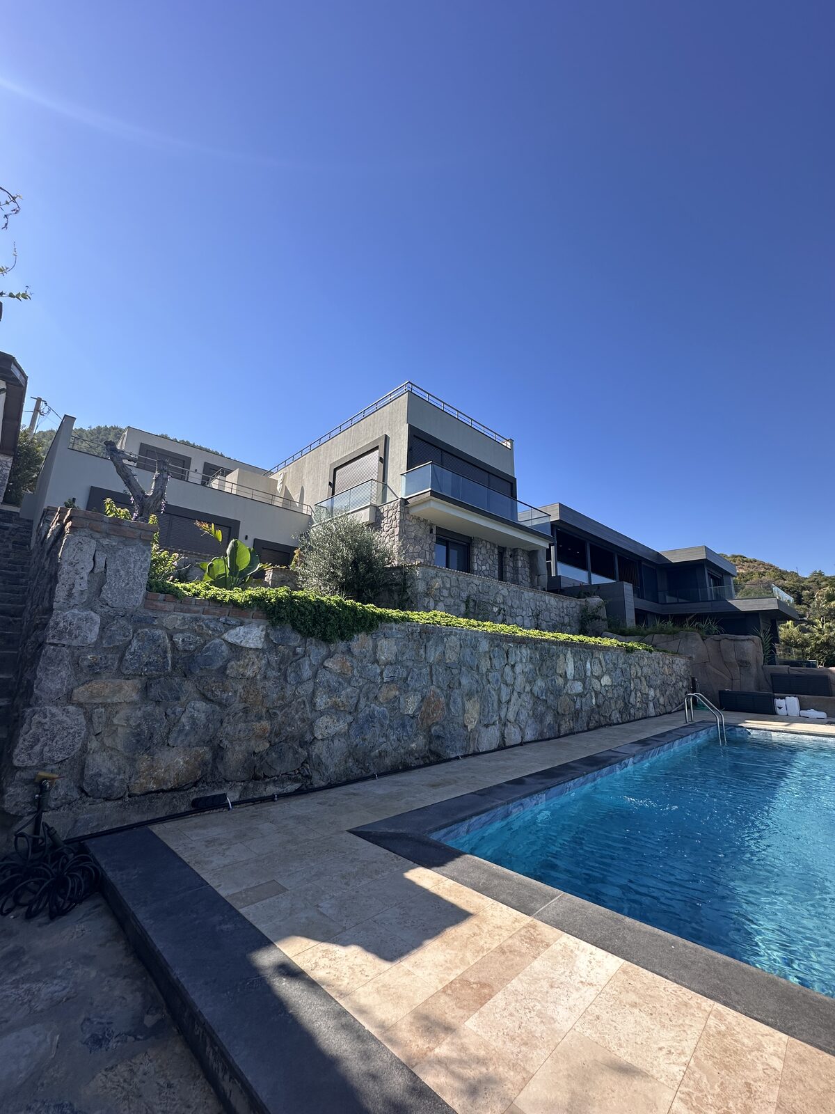 A&S Villa Güvercinlik: villa ve havuz