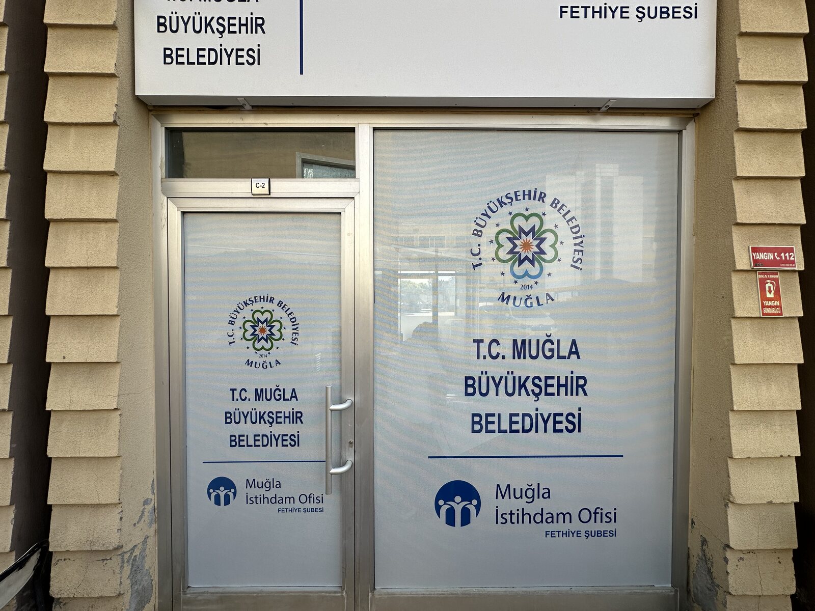 Muğla İstihdam Ofisi Fethiye Şubesi girişi